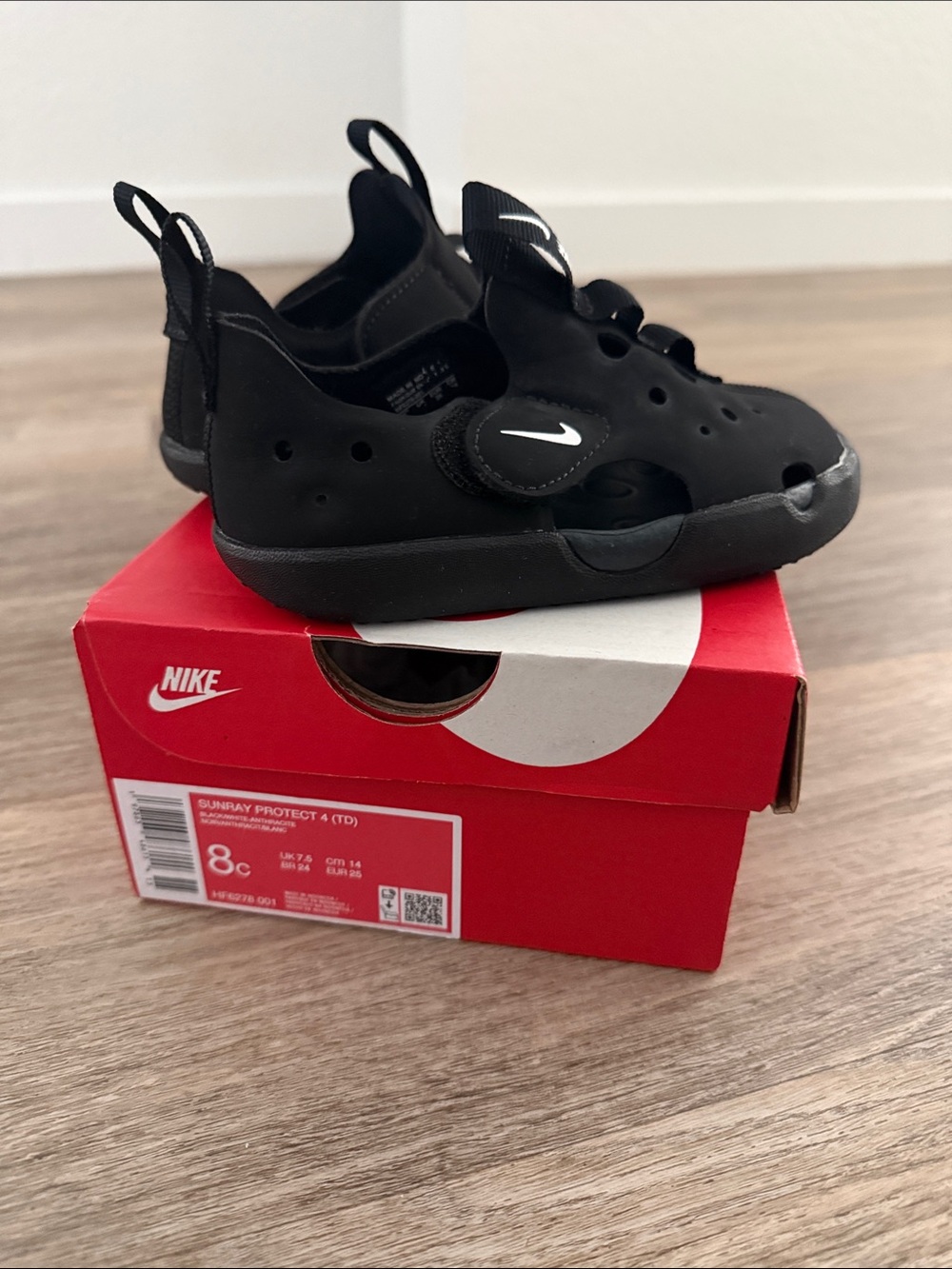 Nike Kids Black Sunray Protect 4 Water Shoes